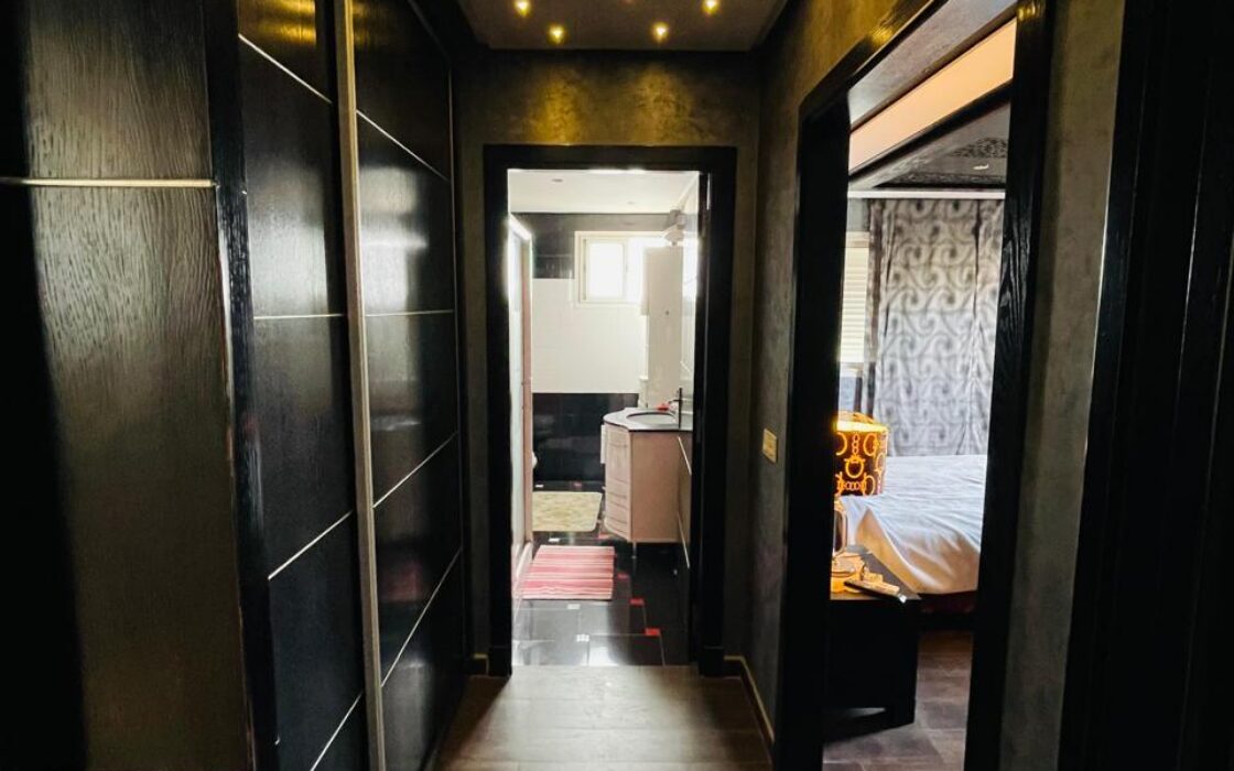 Vente d’une villa de 378 m² (BIR RAMI EL MENZEH)