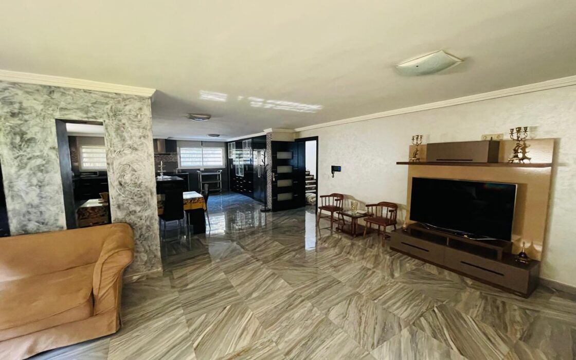 Vente d’une villa de 378 m² (BIR RAMI EL MENZEH)