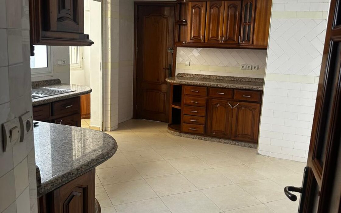 Vente d’un très bel appartement de 152m² au quartier Mimosas (KENITRA)