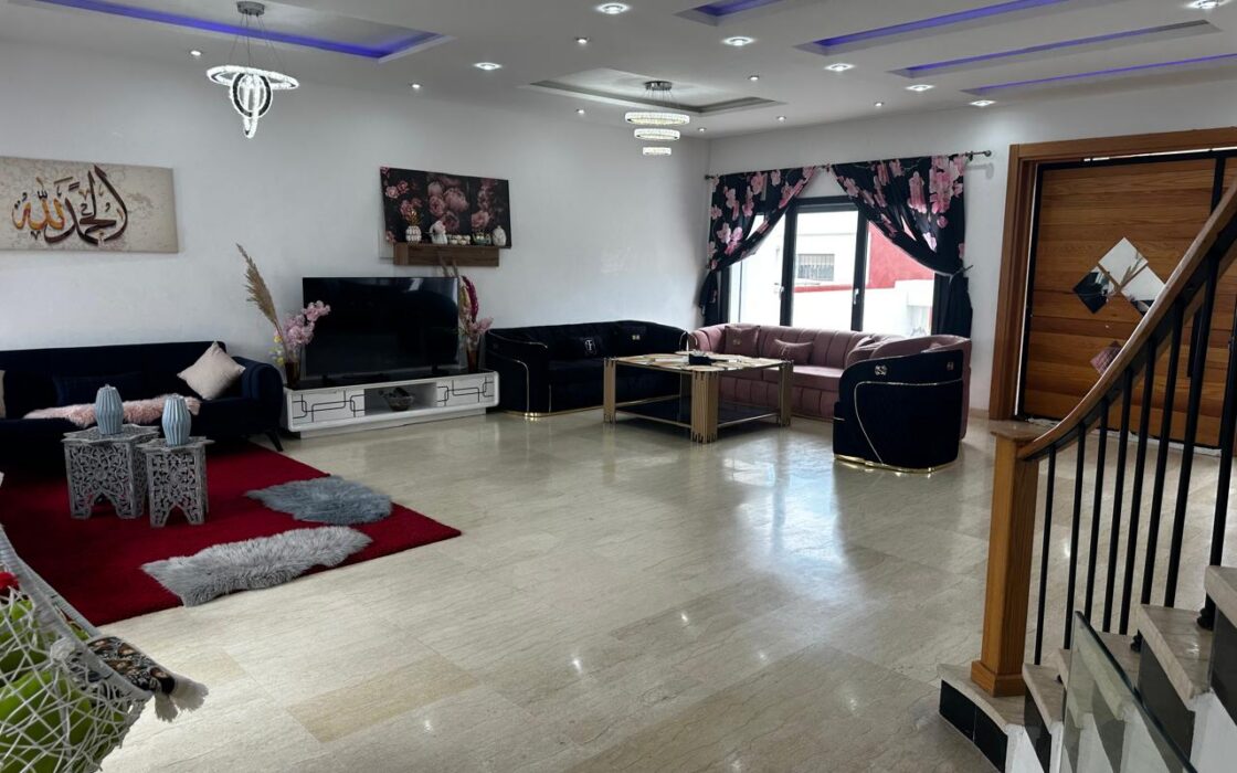 Vente d’une villa bandée MODERNE de 220m² -SAKNIA MAAMORA- KENITRA
