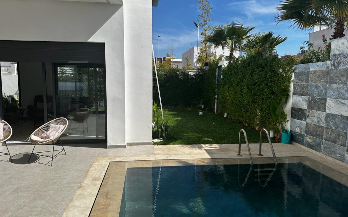 Vente d’une villa 3 FACADES de 375 m² – GOLF (KENITRA)