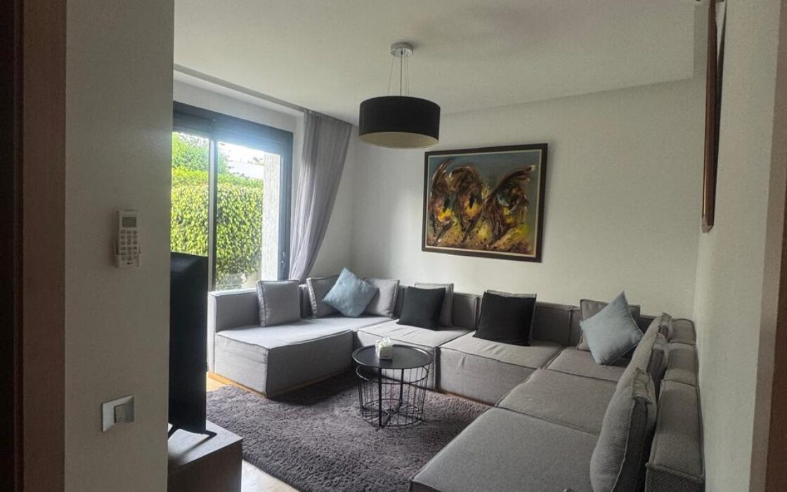 Vente d’une très belle villa AVEC PISCINE de 490m² à la Plage des Nations