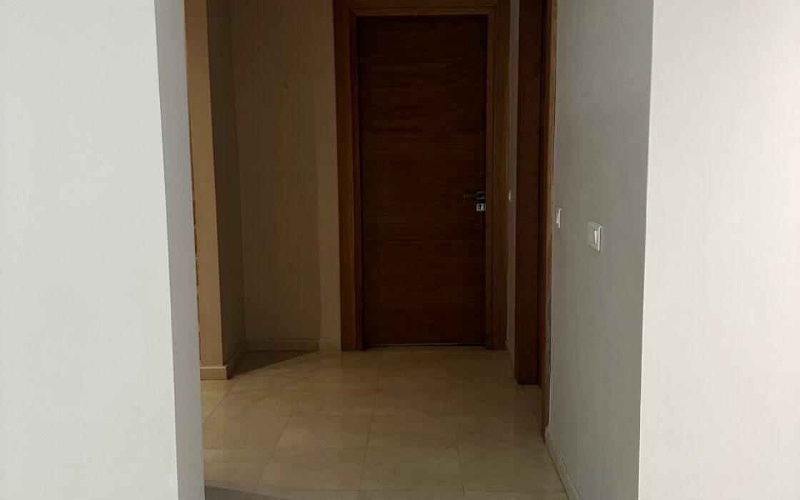 💎 Somptueuse Villa Isolée avec Piscine – Bir Rami