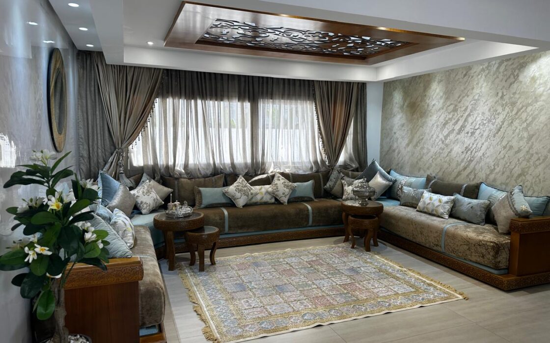 Location Exceptionnelle : Villa Meublée de Luxe avec Jardin Zen et Garage (266m²)