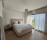 Vente d’une très belle villa AVEC PISCINE de 490m² à la Plage des Nations