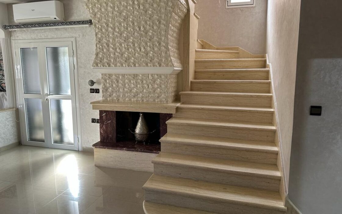 Vente d’une villa jumelée de 272m²- OULED OUJIH 2– KENITRA