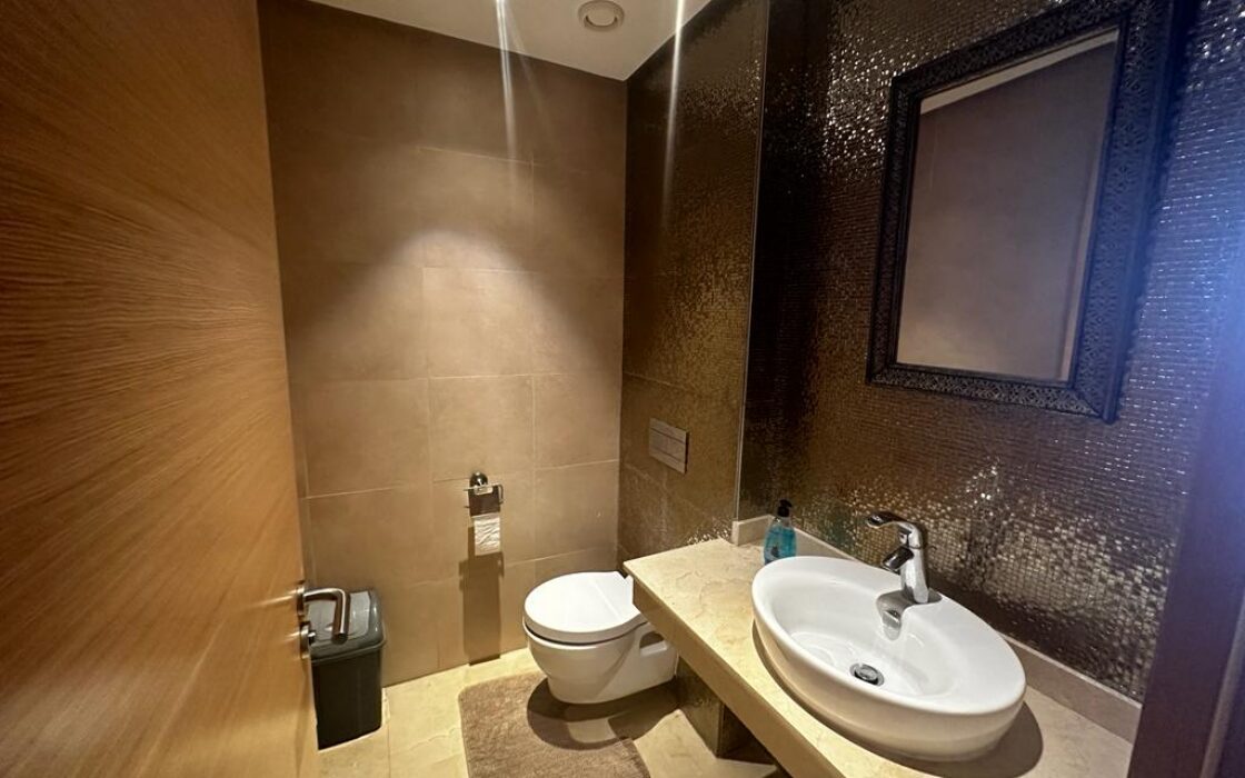 Location meublée d’un très bel appartement de 110m² à la Plage des Nations