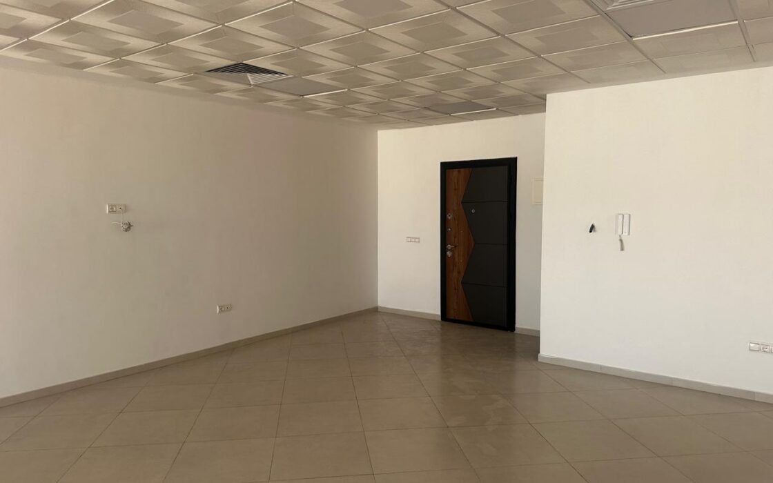 Location d’un plateau de bureau NEUF 76m² plancher