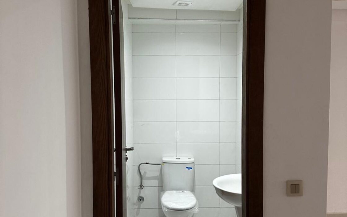 LOCATION D’UN BUREAU NEUF 44m²-MIMOSAS