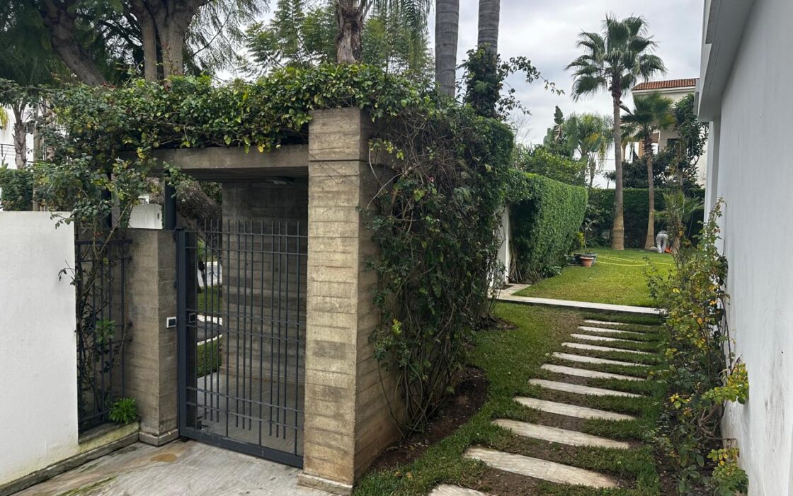 Location d’une somptueuse Villa Isolée avec Piscine – Bir Rami