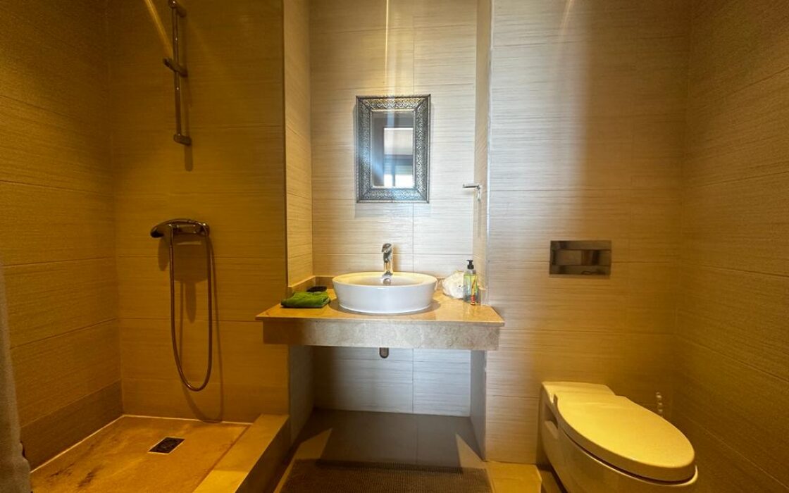 Location meublée d’un très bel appartement de 110m² à la Plage des Nations