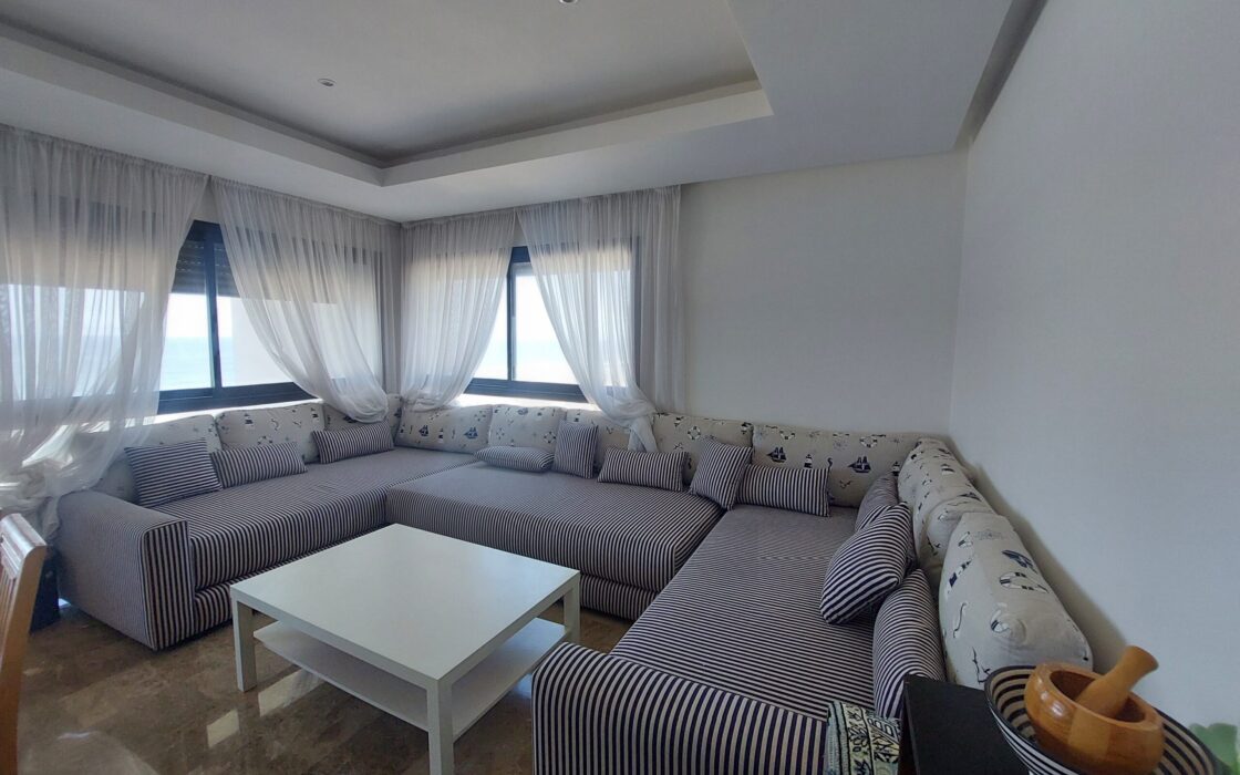 Vente d’un très bel appartement de 111m² VUE DIRECTE SUR MER à la Plage des Nations