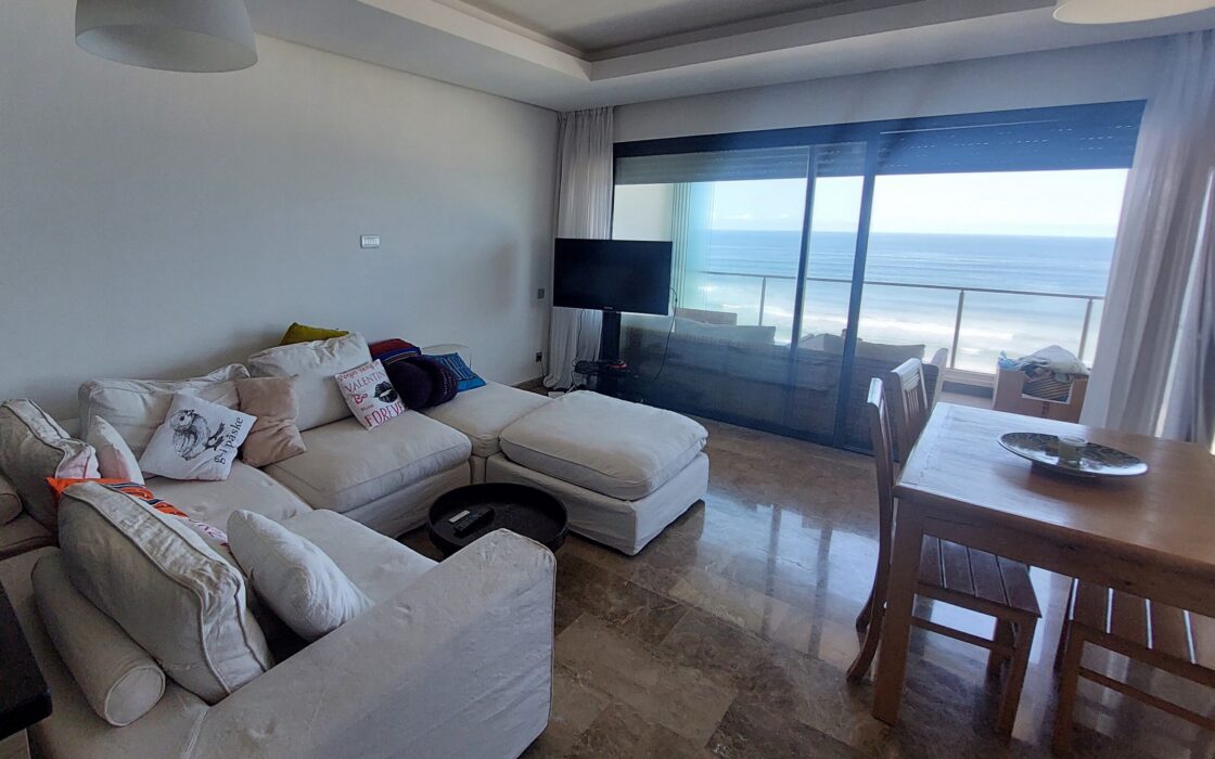 Vente d’un très bel appartement de 111m² VUE DIRECTE SUR MER à la Plage des Nations