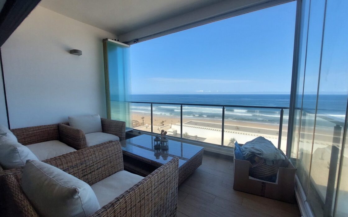 Vente d’un très bel appartement de 111m² VUE DIRECTE SUR MER à la Plage des Nations