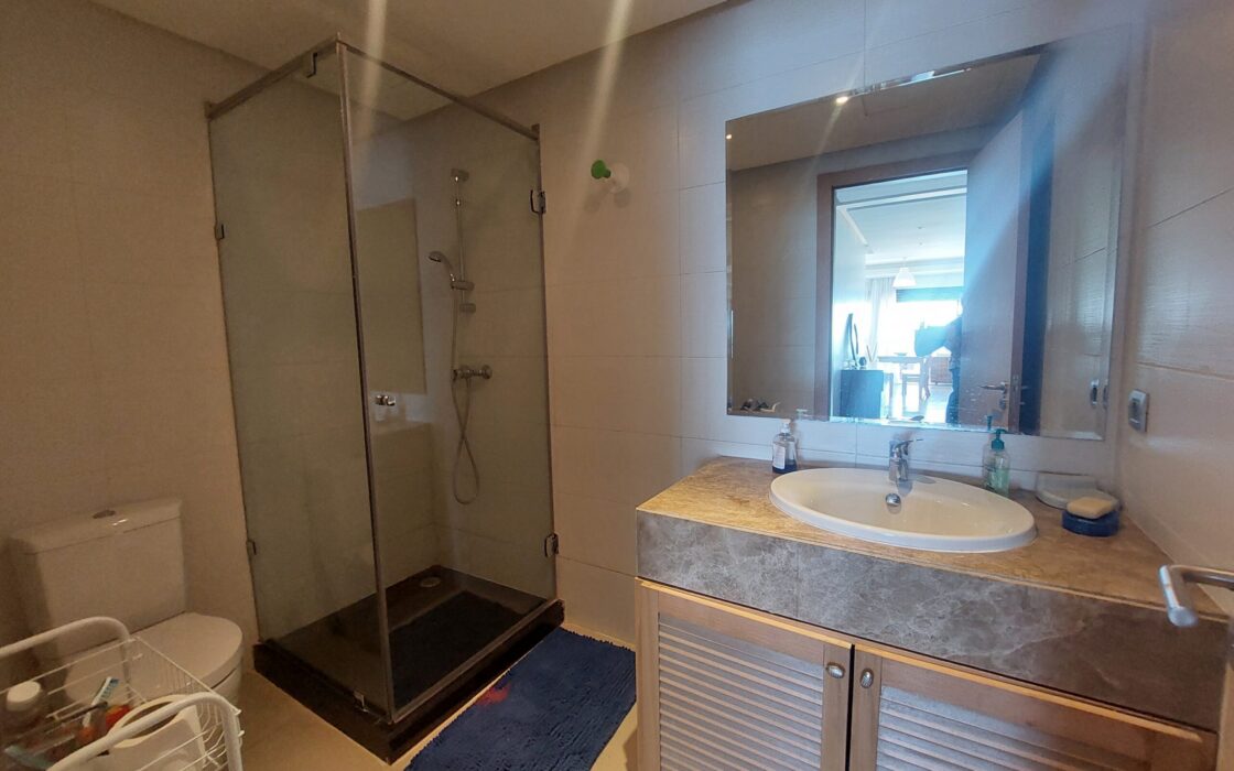 Vente d’un très bel appartement de 111m² VUE DIRECTE SUR MER à la Plage des Nations