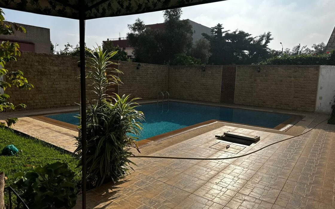 Vente d’une villa 3 façades AVEC PISCINE de 466m²- BIR RAMI EST (KENITRA)