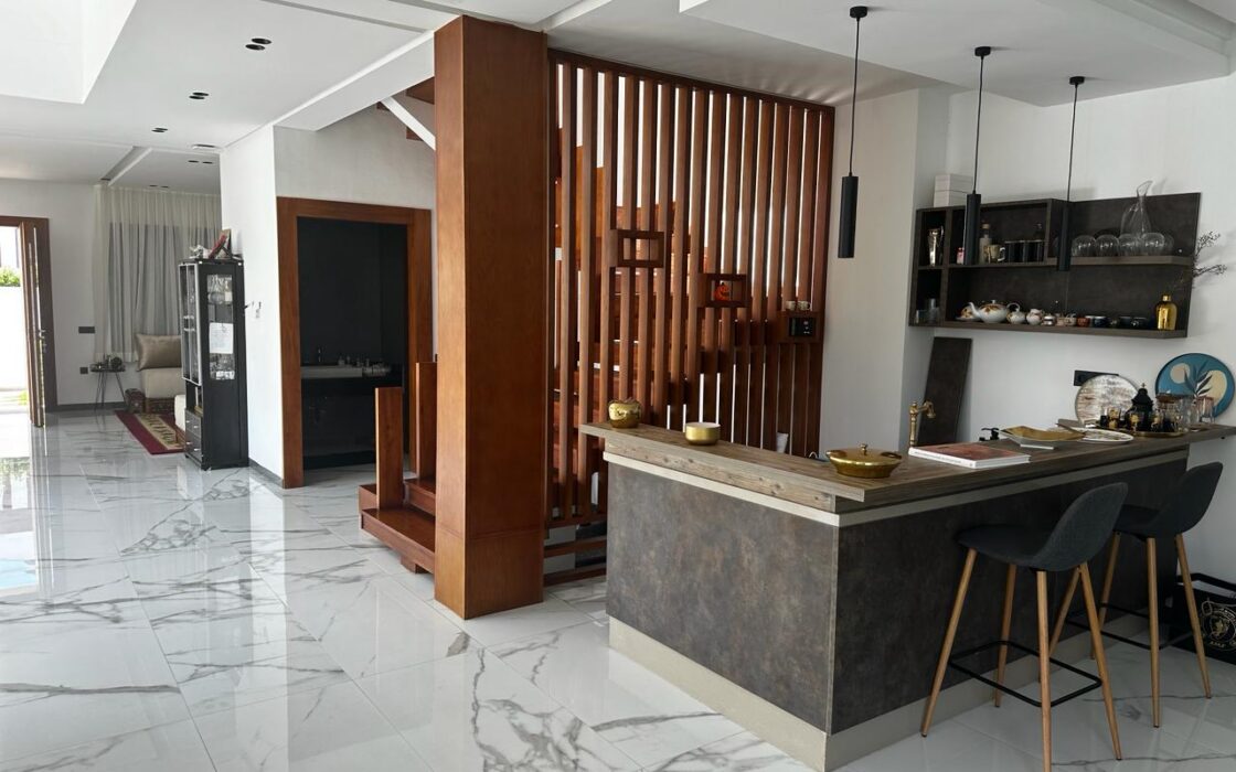 Vente d’une villa 3 FACADES de 375 m² – GOLF (KENITRA)