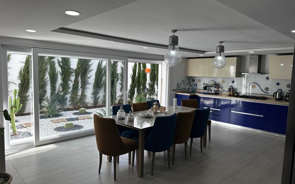 Location Exceptionnelle : Villa Meublée de Luxe avec Jardin Zen et Garage (266m²)