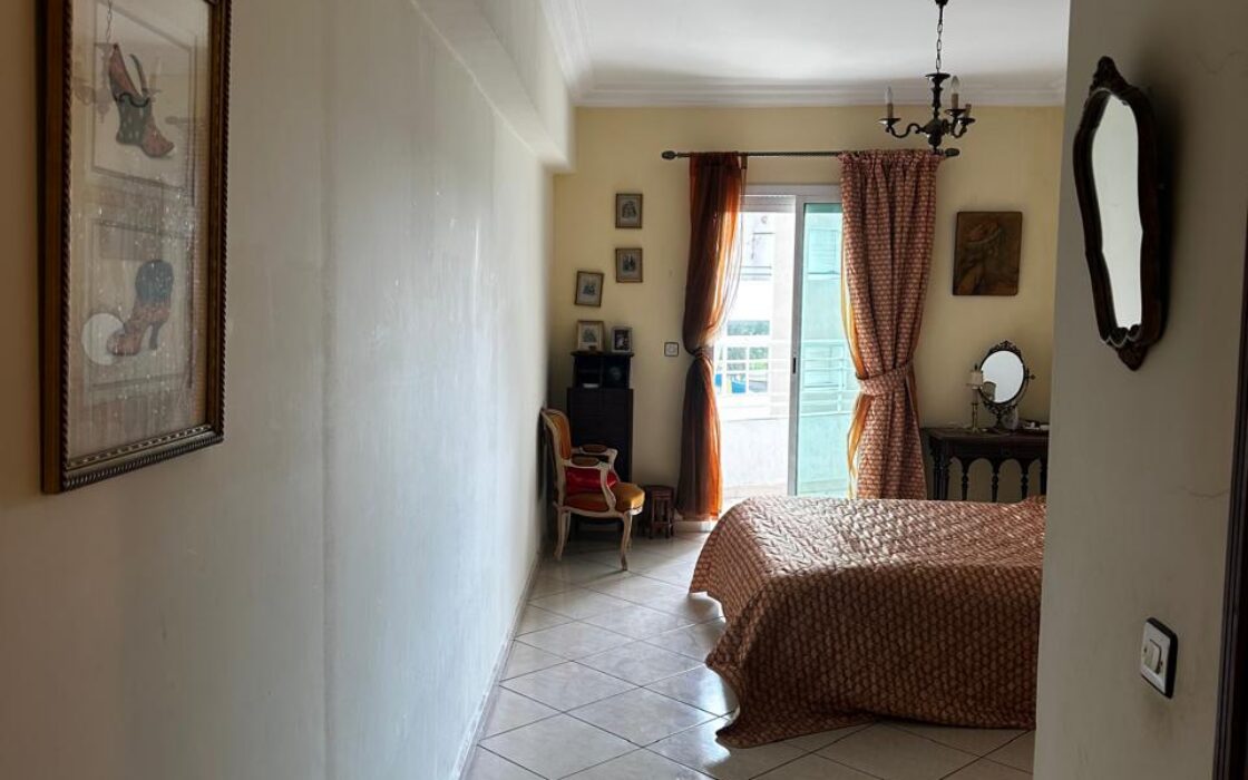 Vente : Grand Appartement Traversant de 157 m² à Mimosas (3ème Étage)