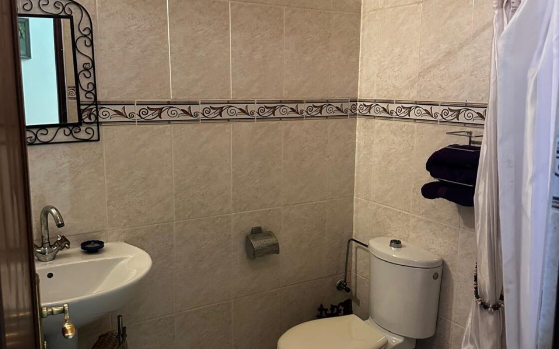 Vente : Grand Appartement Traversant de 157 m² à Mimosas (3ème Étage)