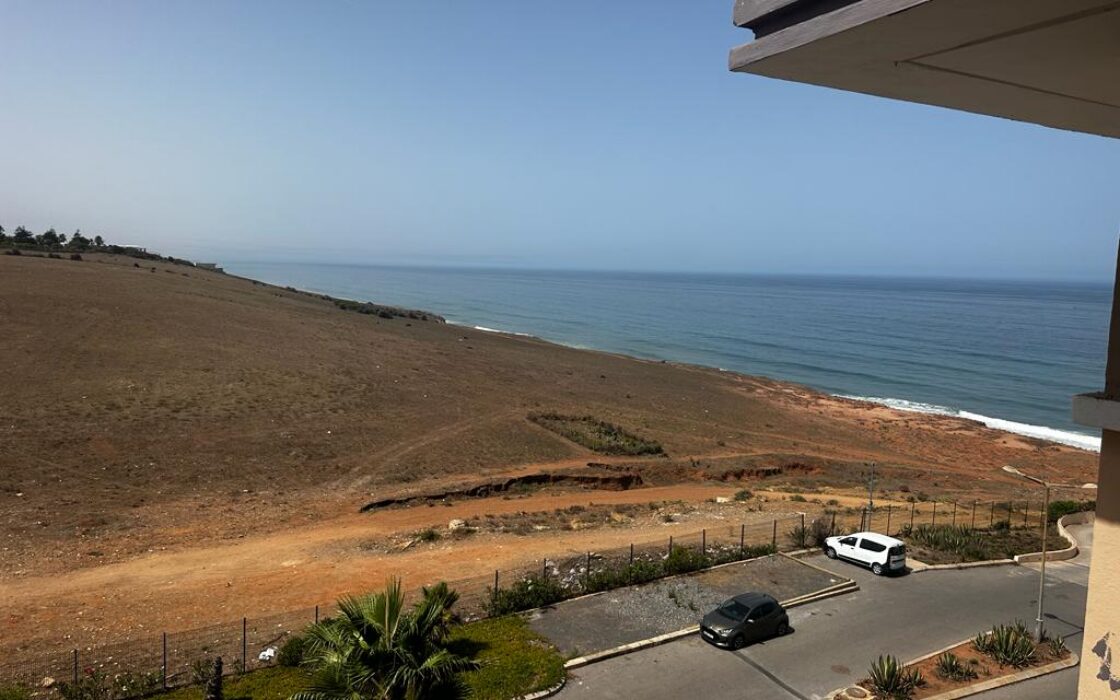 Location meublée d’un très bel appartement de 110m² à la Plage des Nations