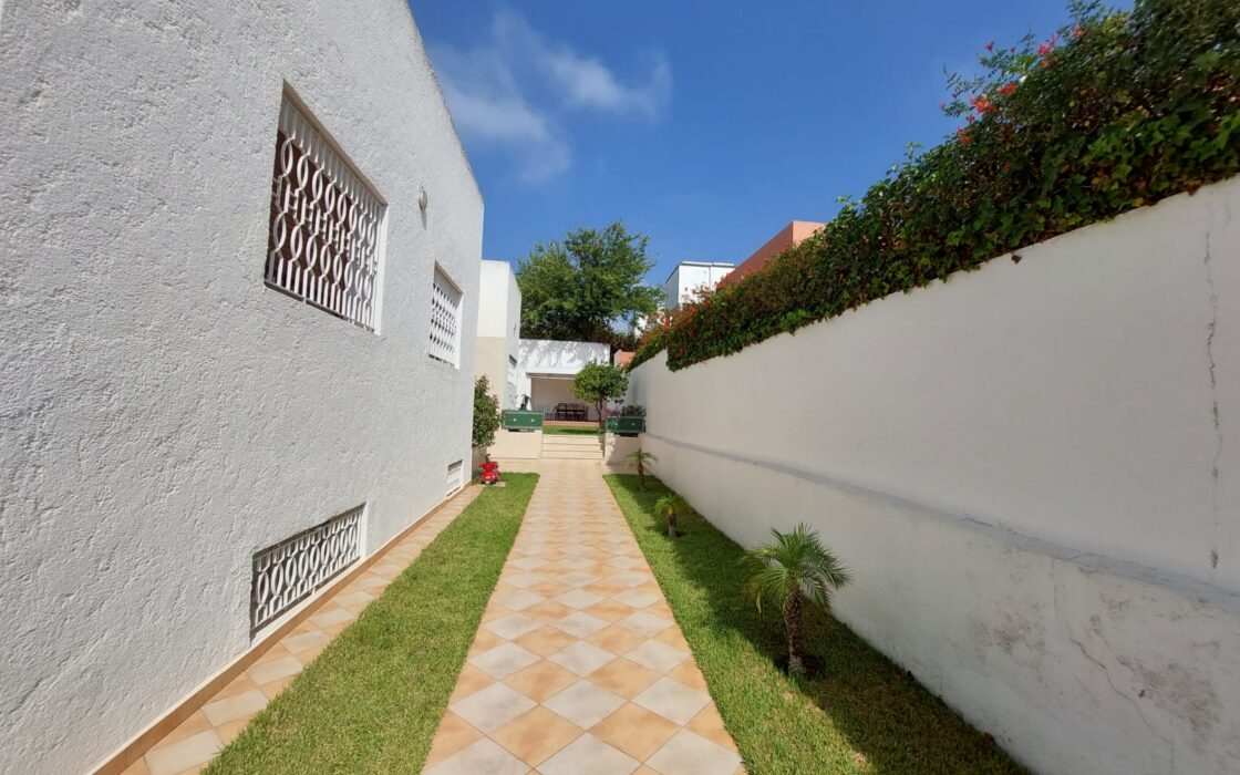 Vente d’une villa isolée de 606 m² , au Quartier Bir Rami Est (KENITRA)