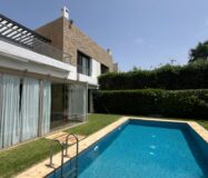 Vente d’une très belle villa AVEC PISCINE de 490m² à la Plage des Nations