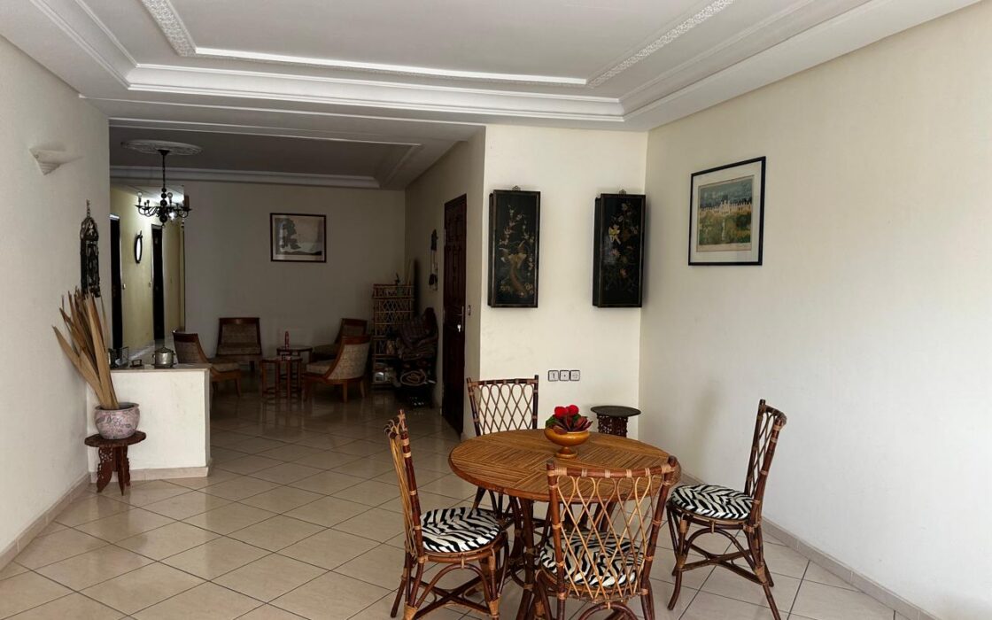 Vente : Grand Appartement Traversant de 157 m² à Mimosas (3ème Étage)