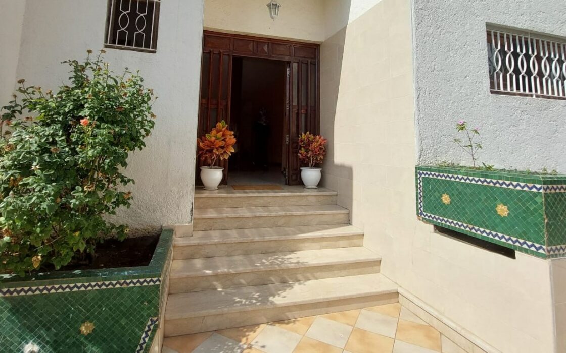 Vente d’une villa isolée de 606 m² , au Quartier Bir Rami Est (KENITRA)