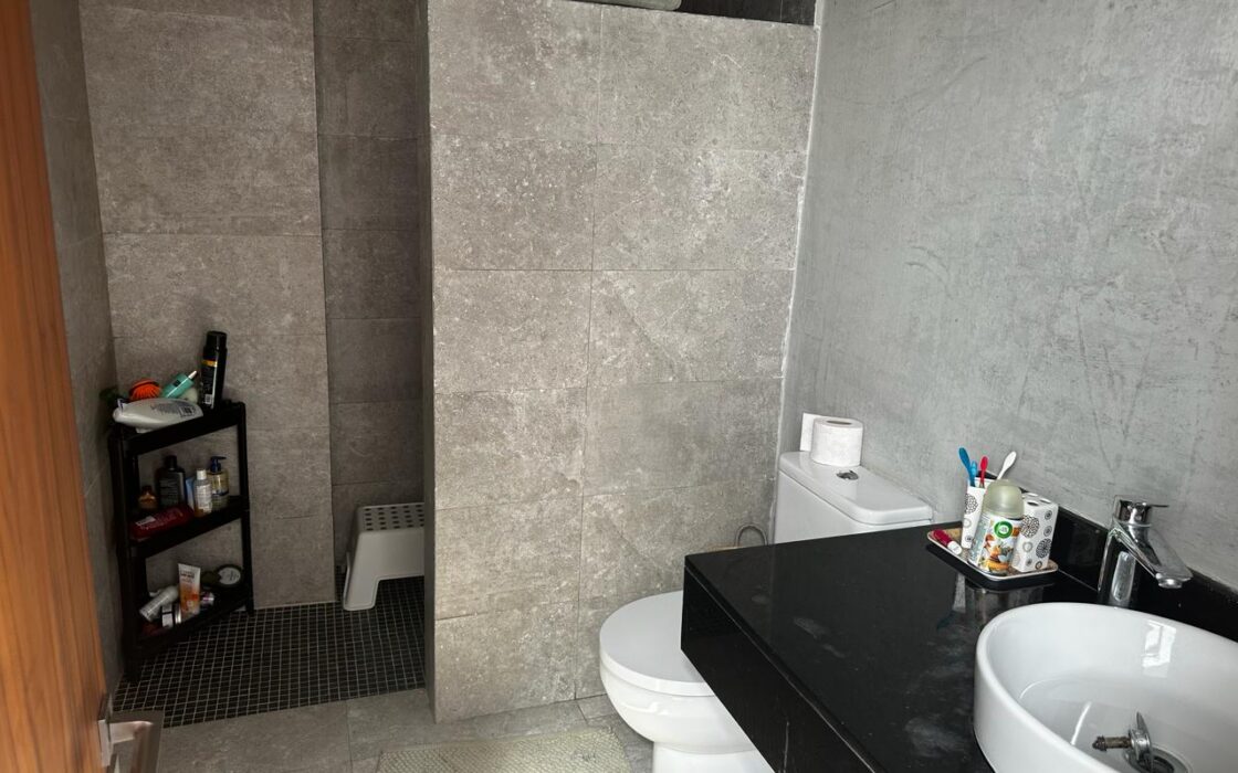 Vente d’une villa 3 FACADES de 375 m² – GOLF (KENITRA)