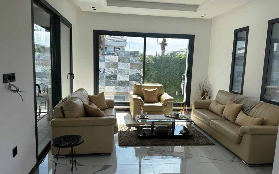Vente d’une villa 3 FACADES de 375 m² – GOLF (KENITRA)