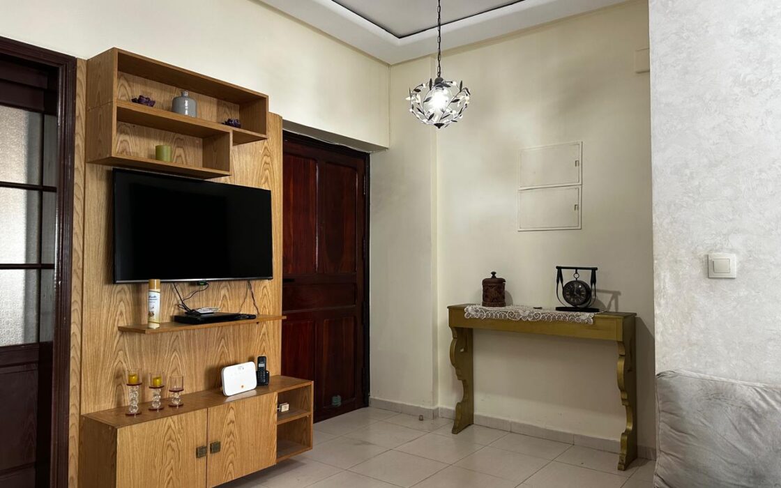 Location meublée d’un MAGNIFIQUE appartement de 265m² Maamora