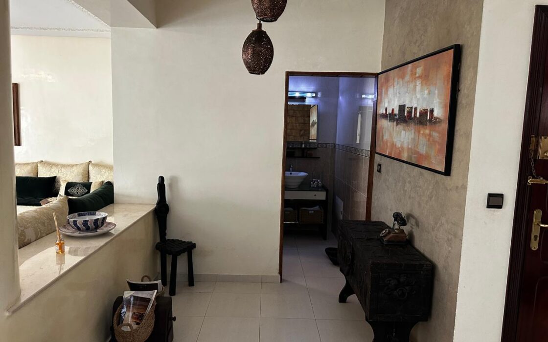 Location meublée d’un MAGNIFIQUE appartement de 265m² Maamora