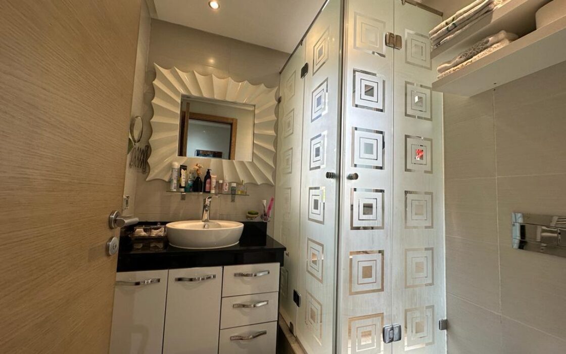 Vente d’un très bel appartement à la Plage des Nations