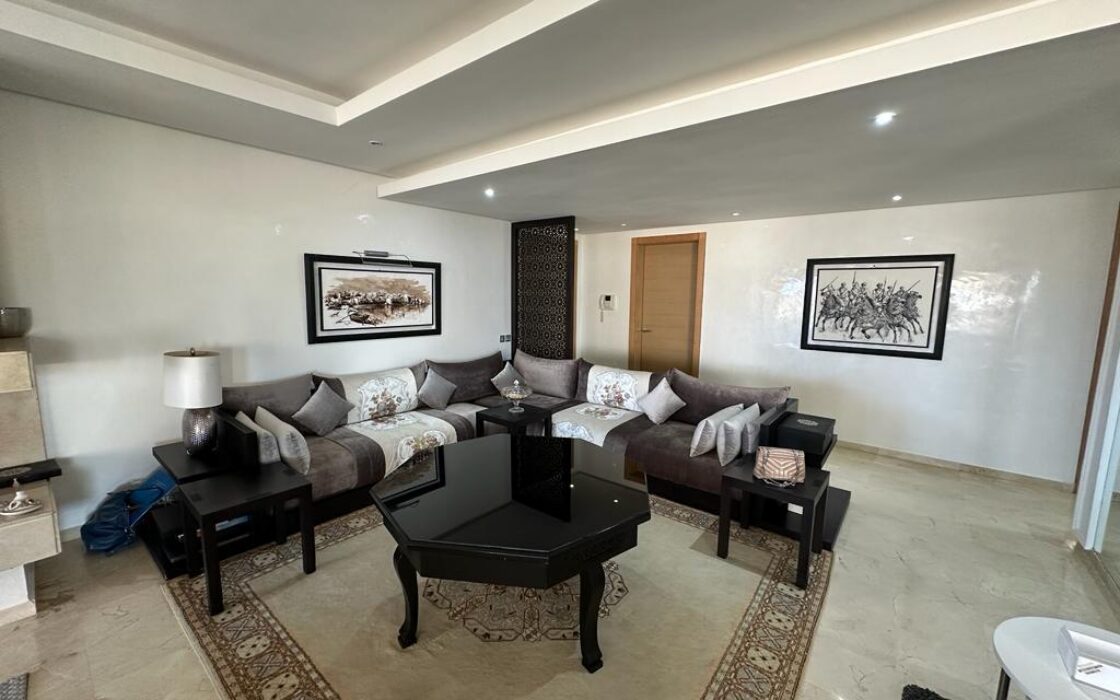 Vente d’un très bel appartement à la Plage des Nations