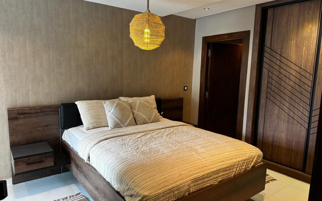 Location meublée d’un très bel appartement de 121m² – MEHDIA (KENITRA)
