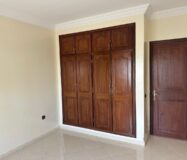 À louer – Appartement vide ensoleillé à 1 minute de la gare