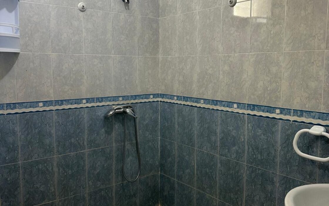 À louer – Appartement vide ensoleillé à 1 minute de la gare