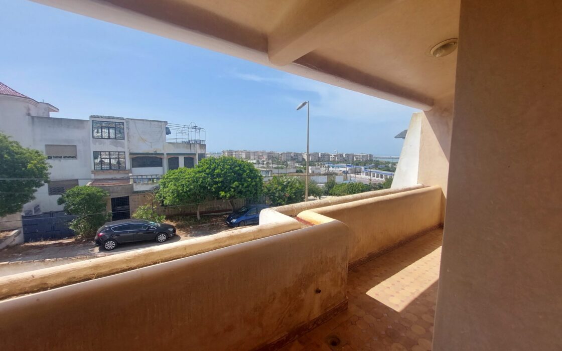 🏡 À VENDRE – Magnifique Villa 3 Façades avec Piscine à Amria – Mehdia 🏡✨