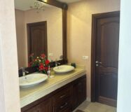 À VENDRE – MAGNIFIQUE VILLA D’ANGLE 3 FAÇADES AU GOLF – KÉNITRA