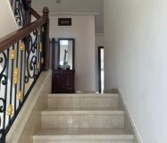 À VENDRE – MAGNIFIQUE VILLA D’ANGLE 3 FAÇADES AU GOLF – KÉNITRA