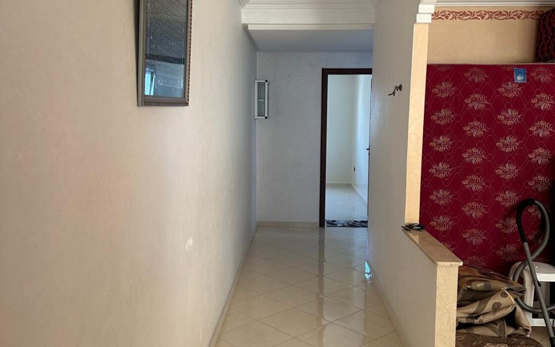 À louer – Appartement vide ensoleillé à 1 minute de la gare