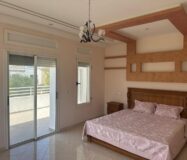 À VENDRE – MAGNIFIQUE VILLA D’ANGLE 3 FAÇADES AU GOLF – KÉNITRA
