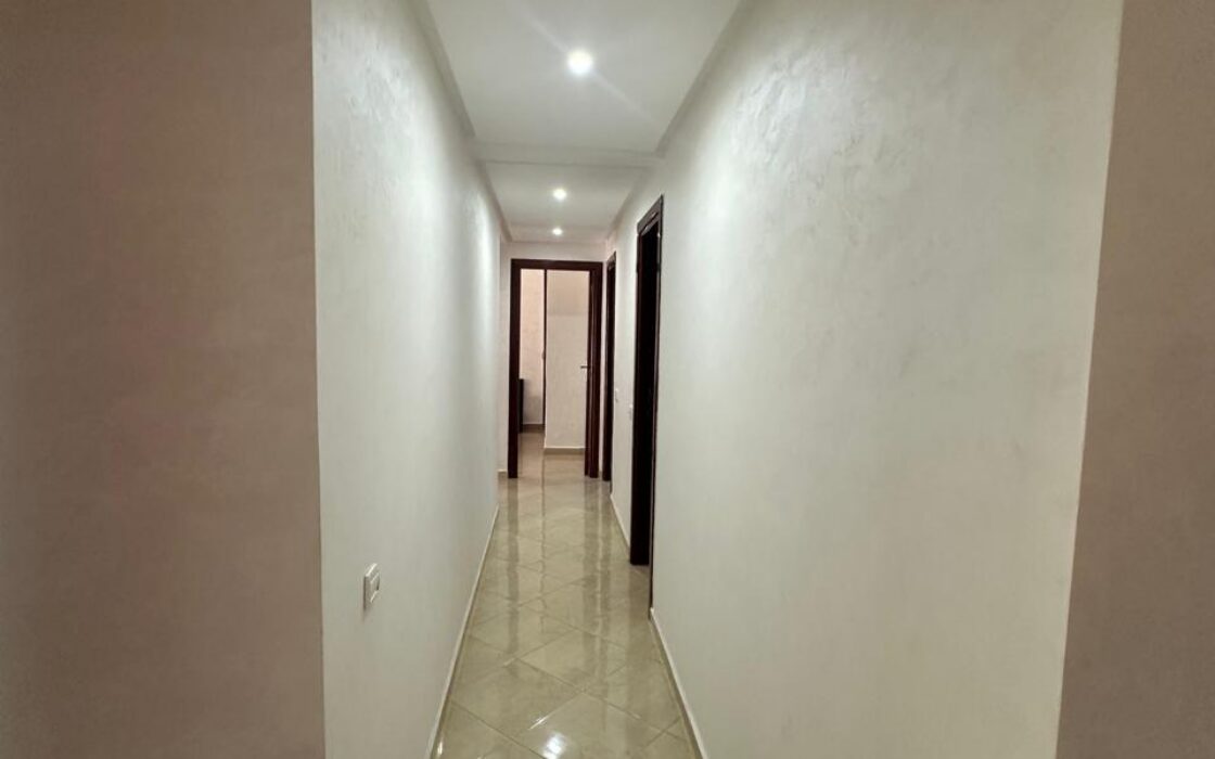 À LOUER – Appartement meublé de 111 m² – Longue durée – Ville Haute – Kénitra