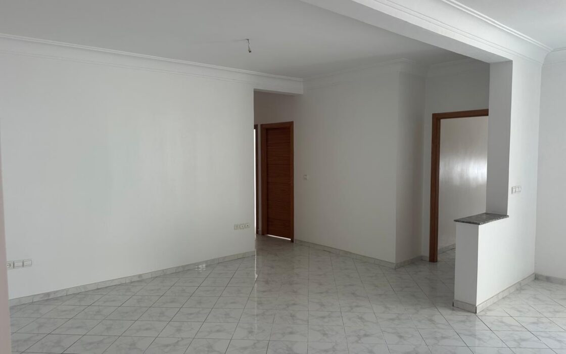 À VENDRE – Spacieux appartement rénové de 146 m² – Ville Haute, Kénitra