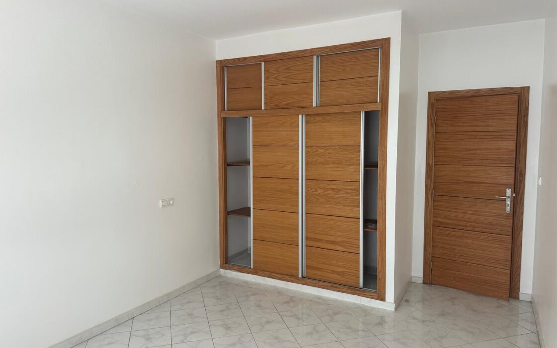 À VENDRE – Spacieux appartement rénové de 146 m² – Ville Haute, Kénitra
