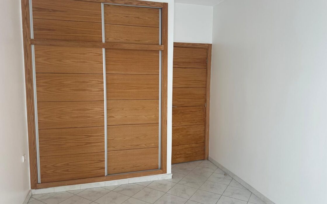 À VENDRE – Spacieux appartement rénové de 146 m² – Ville Haute, Kénitra