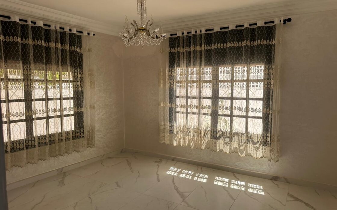 À LOUER – Villa non meublée à usage d’habitation 410m² – Val Fleury, Kénitra