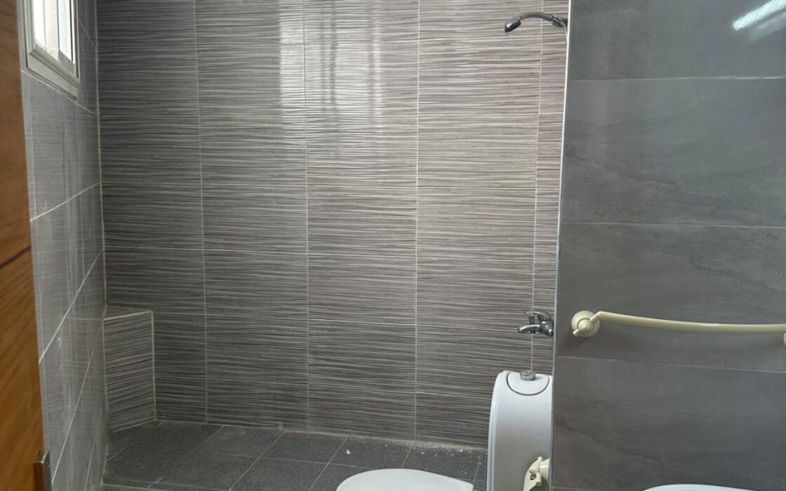 À VENDRE – Spacieux appartement rénové de 146 m² – Ville Haute, Kénitra