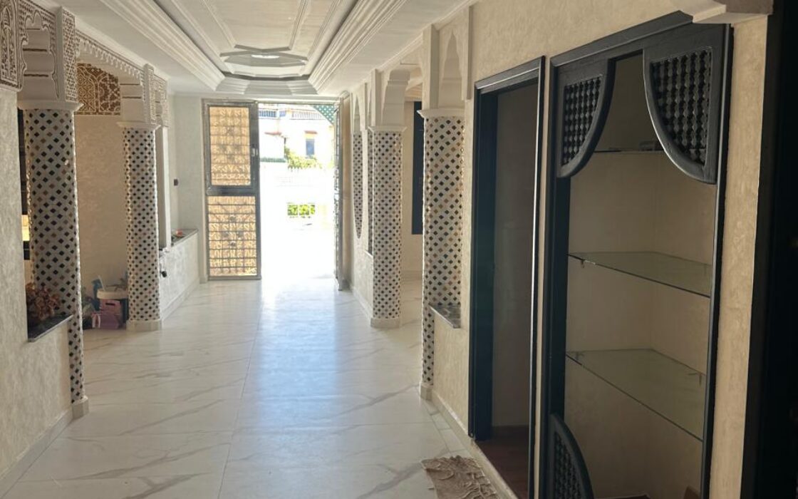 À LOUER – Villa non meublée à usage d’habitation 410m² – Val Fleury, Kénitra